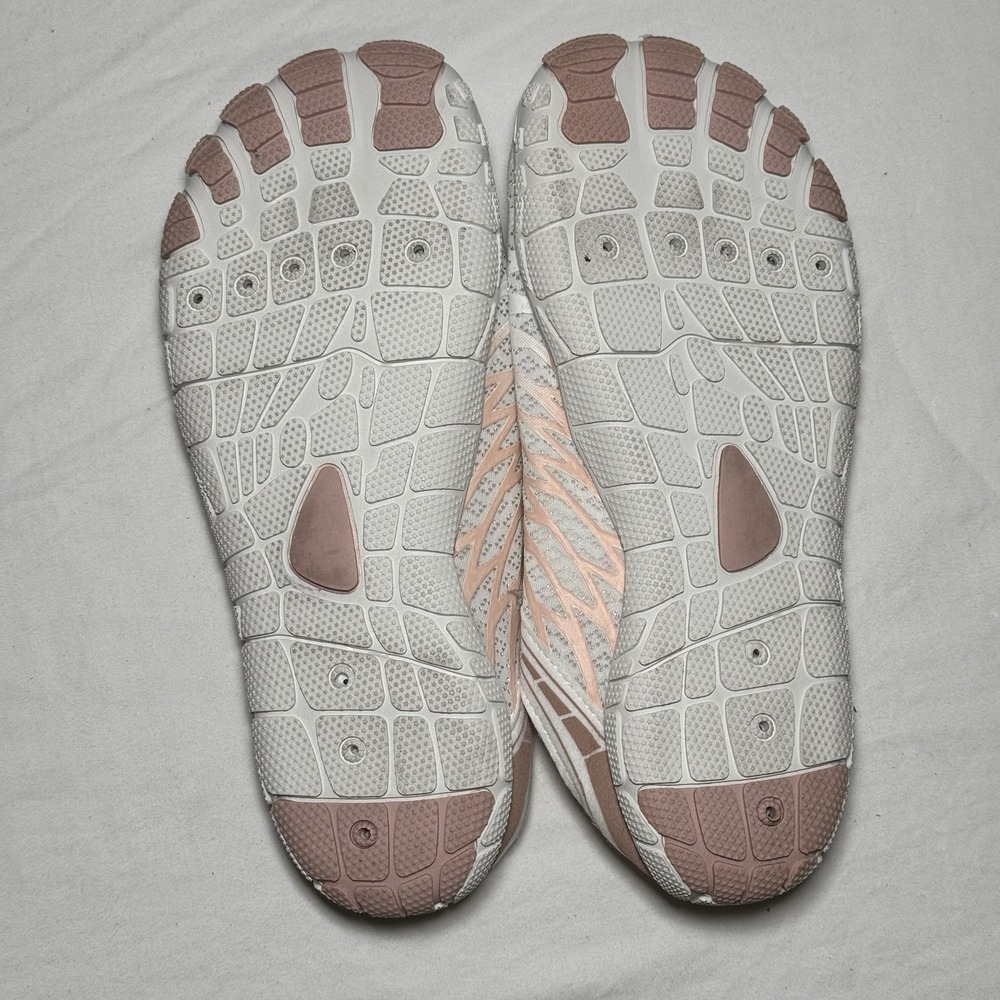 Water Shoes Womens 8 White Pink Quick Dry Aqua Socks Slip On Beach - Picture 4 of 4
